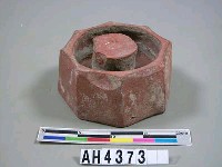 藏品(桌櫥腳墊)的圖片